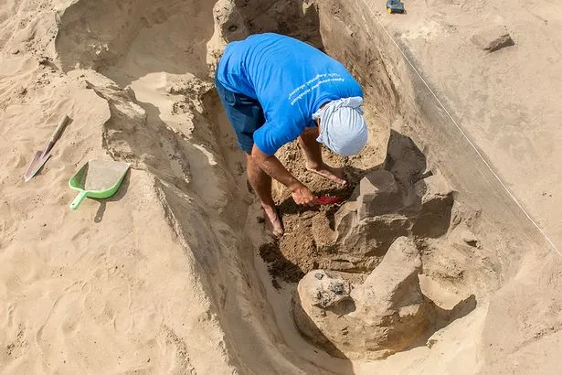 Au săpat într-un mormânt din Rusia și ce au găsit e incredibil. "Cea mai bizară descoperire"