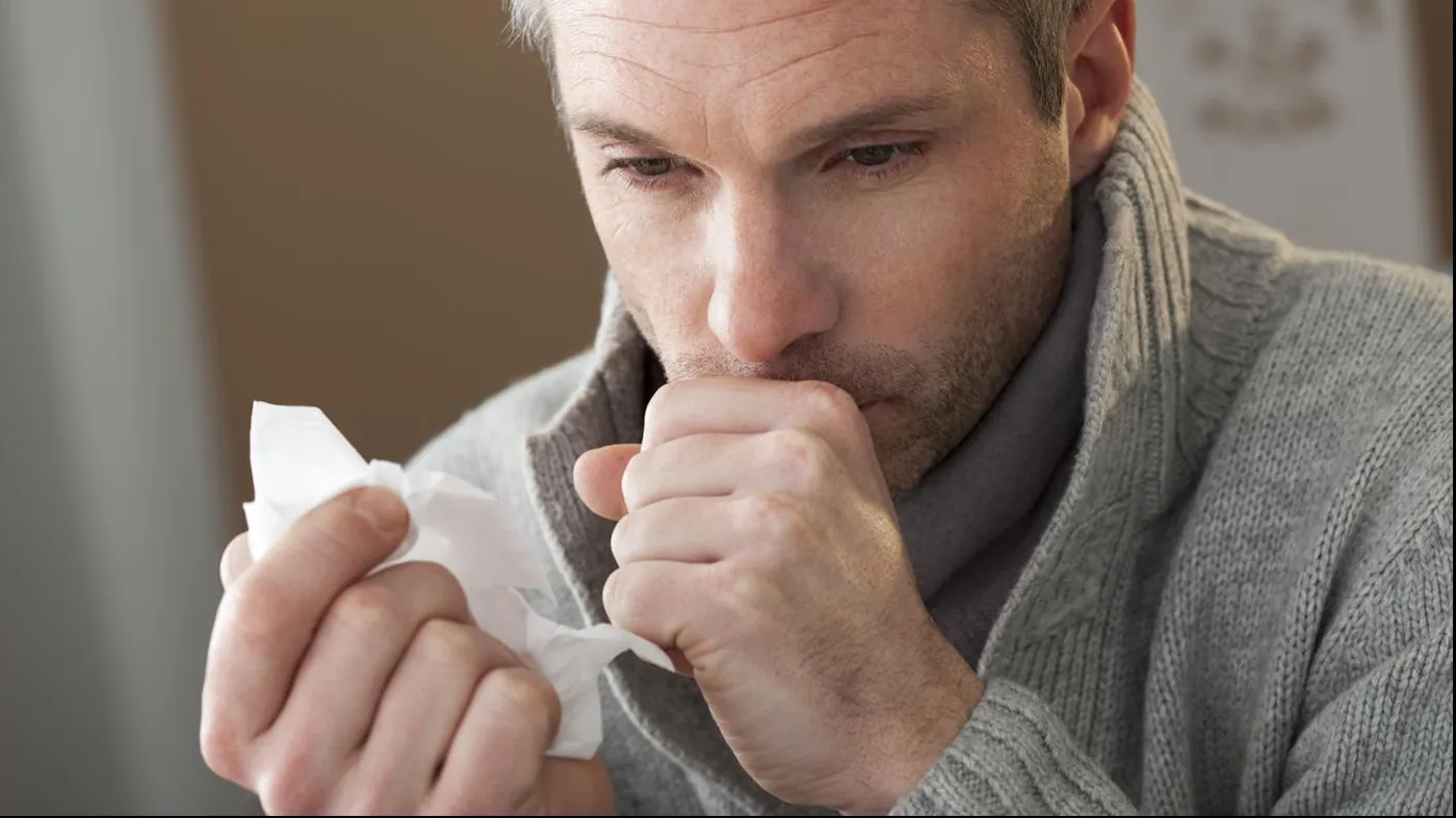 3 simptome de cancer pe care cei mai mulți le ignoră