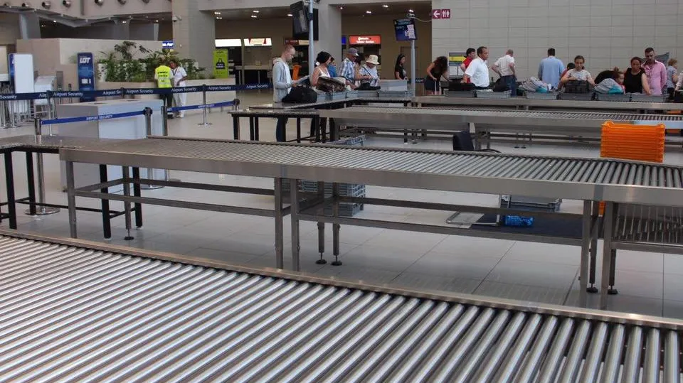Modernizări la aeroportul Henri Coandă. Pasagerii vor aştepta mai puţin la controlul de securitate