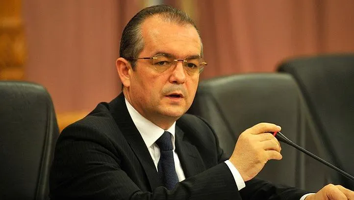 Emil Boc, despre moţiunea de cenzură: Am avut vreo 11. E greu să stai la Palatul Victoria dacă...