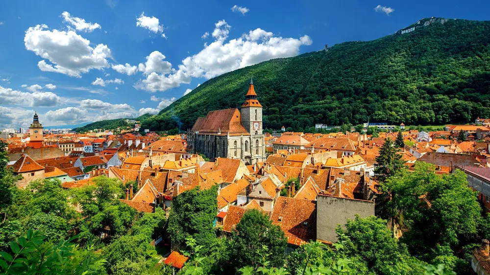 Caz grav la Brașov! Un adolescent a murit și alți 8 se află în stare gravă după un majorat