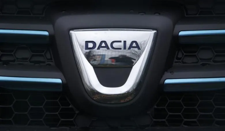 Pare o glumă, dar e real. Asta e Dacia MD87, ce s-a vrut rival pentru Ferrari. Model foarte rar