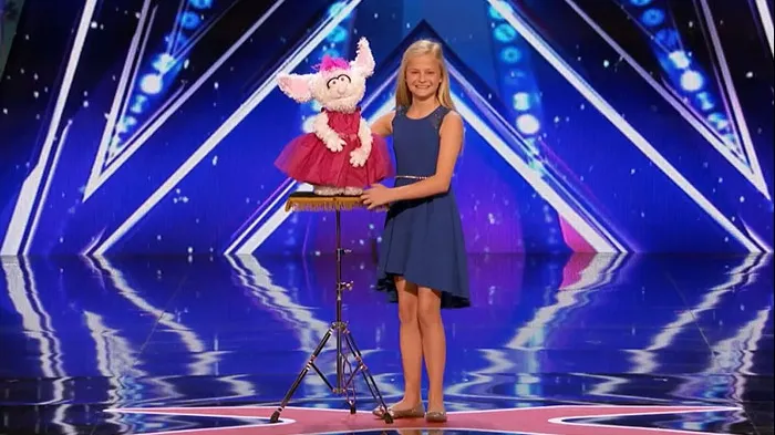 Ventrilocul de 12 ani care i-a uimit pe jurații de la "America are talent"! Este incredibil ce face