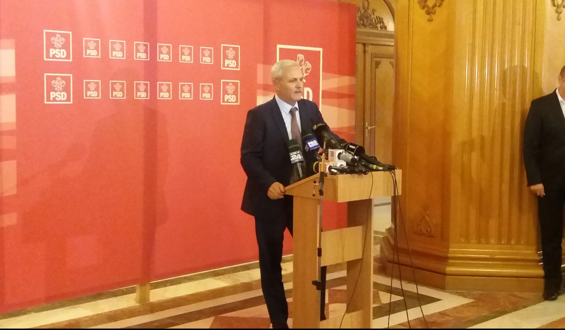 PSD şi ALDE se reunesc luni dimineaţă în şedinţă, pentru a stabili propunerea de premier