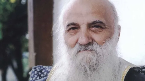 Profeţia părintelui Argatu: Jumătate de Bucureşti, sub dărâmături, jumătate în picioare, dar PUSTIU