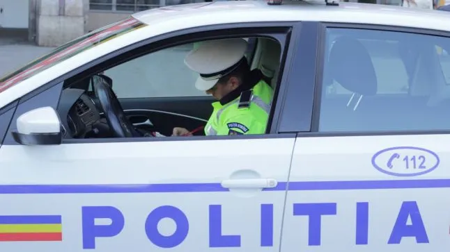 Cu ce maşini circulă Poliţia rutieră română! Este şocant. Atenţie, dacă le vedeţi pe drumuri...
