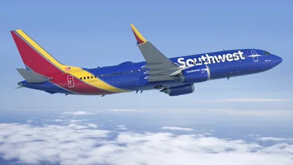 Avion american deturnat. O femeie încercat să deschidă ușa avionului în timpul zborului