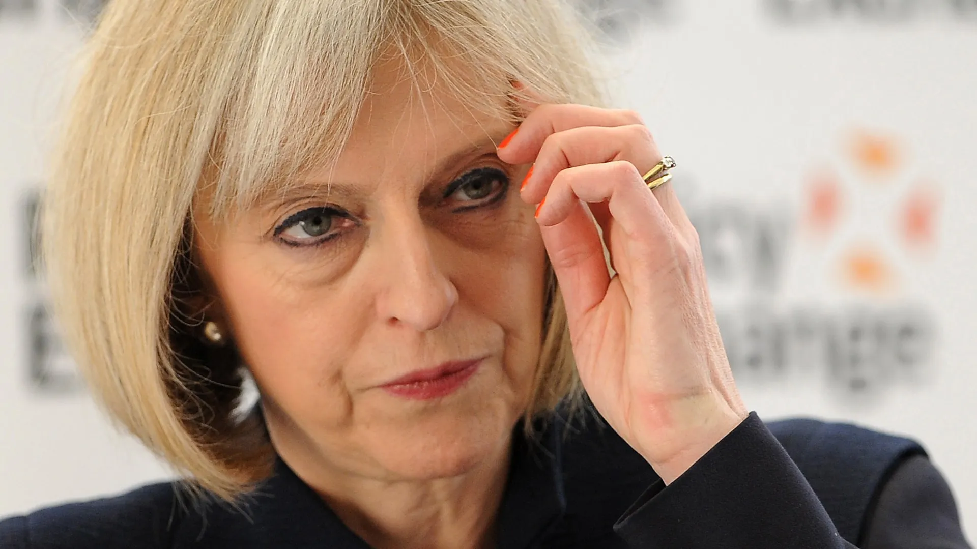 Theresa May nu va demisiona după eșecul în alegeri. Corbyn rămâne ferm pe poziție