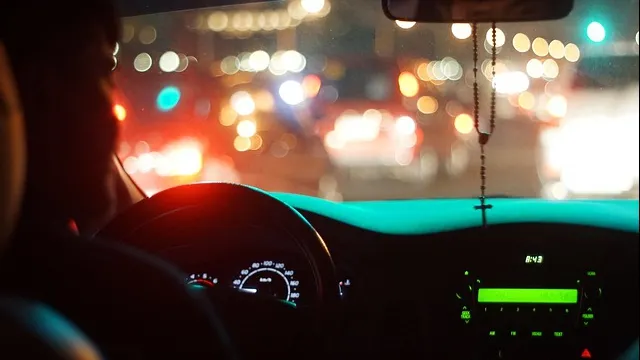 Șoferii refuză să mai circule pe această șosea. Ce se întâmplă în fiecare noapte la 3:00 e terifiant
