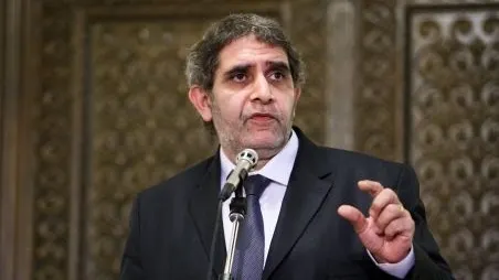 Aleşii minorităţilor, decisivi la votarea moţiunii. Unii au ajuns deputaţi prin legături de rudenie