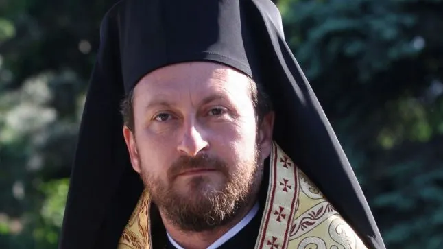 Episcopul Huşilor a făcut o plângere la DIICOT. Preotul susține că a fost defăimat de presă