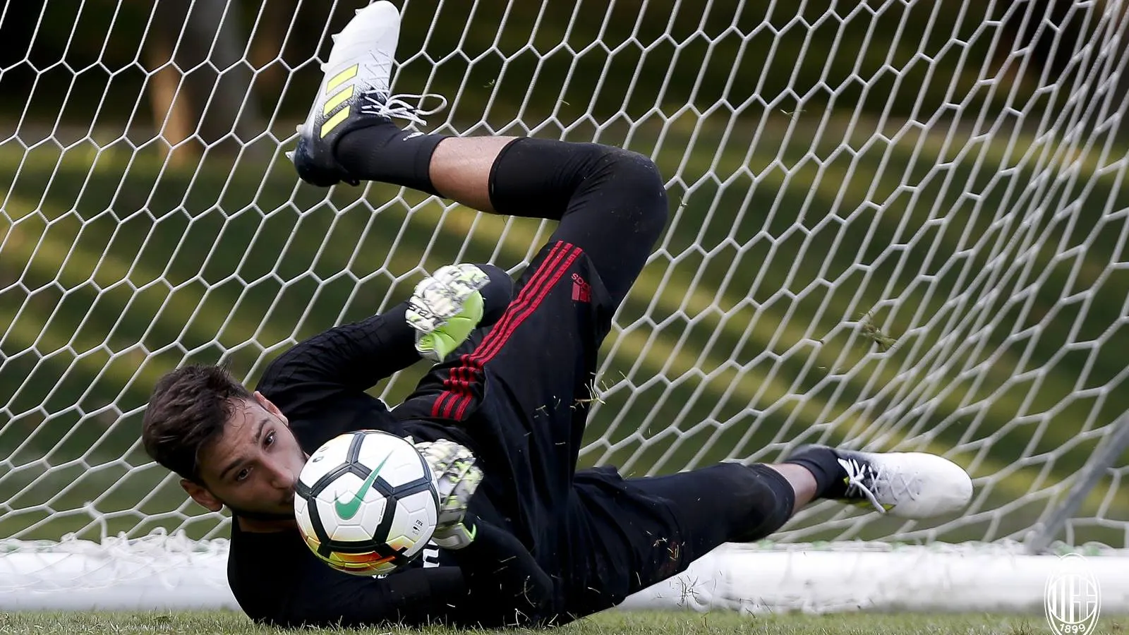 AC Milan vine în România. Prima reacție a italienilor, după ce și-au aflat adversara