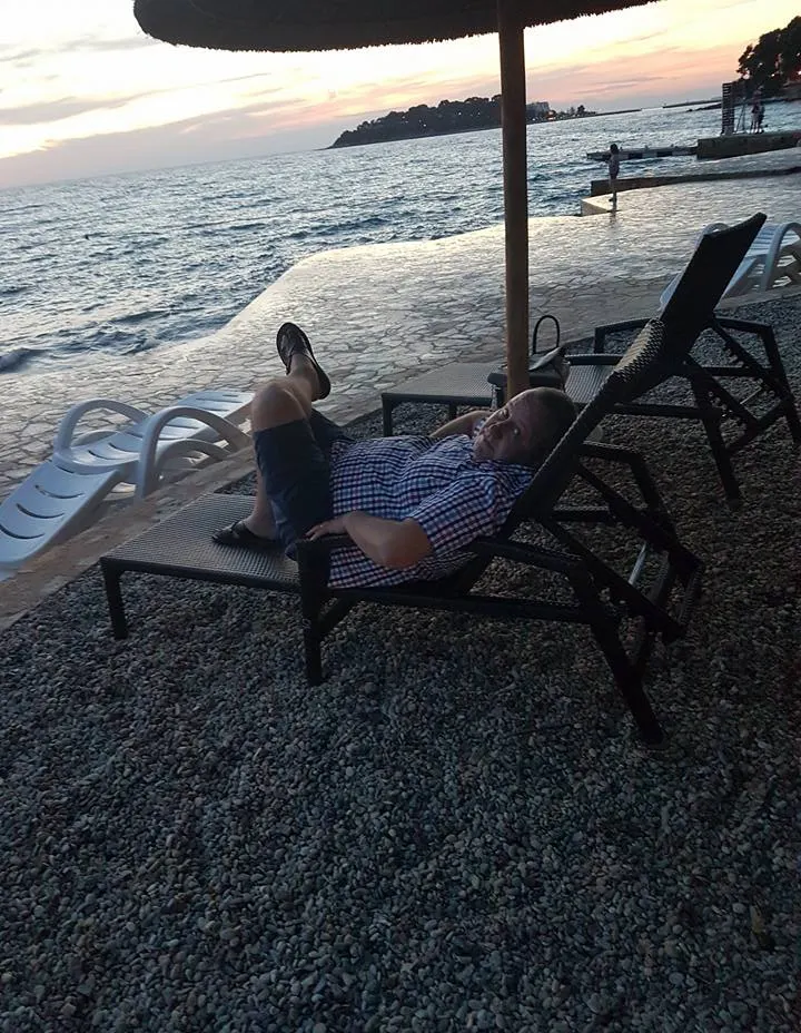 Politicienii, la munte şi la mare. Ce destinaţii de vacanţă au ales parlamentarii