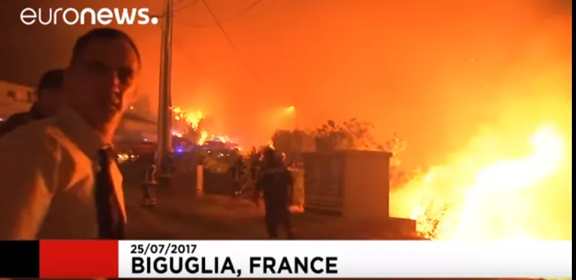 10.000 de persoane au fost evacuate din cauza incendiilor de vegetaţie din sudul Franței
