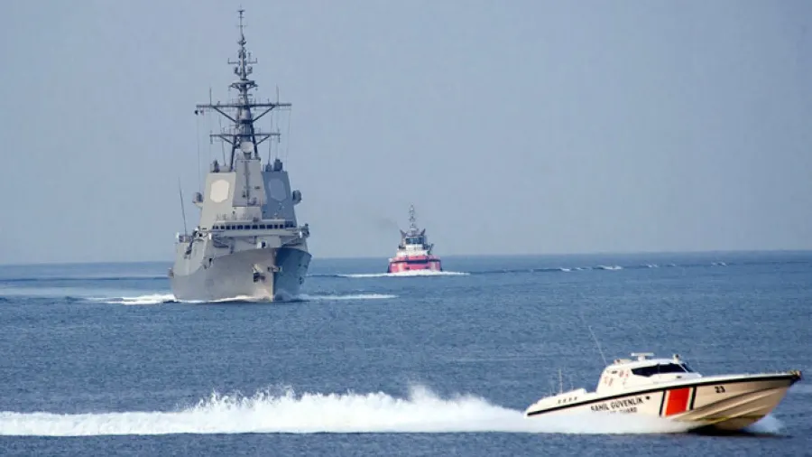 Ucraina desfăşoară exerciţii navale comune în Marea Neagră cu 3 membri ai NATO, printre care România