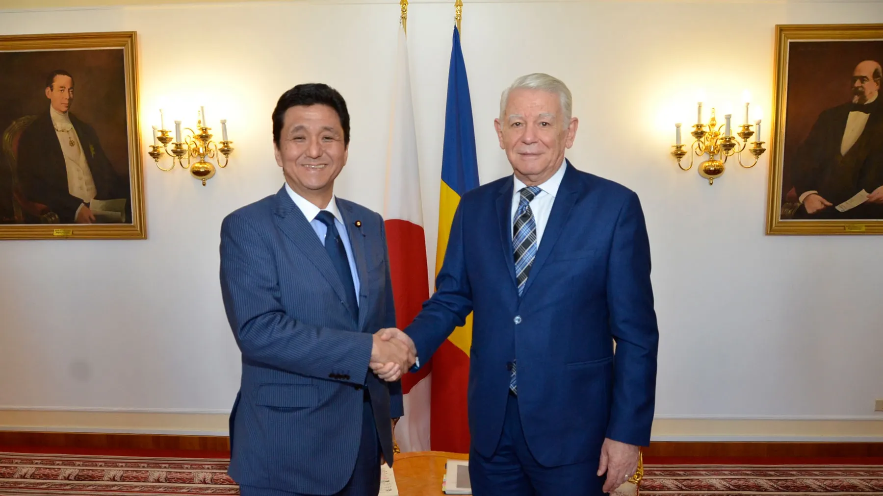 Finanţarea magistralei Gara de Nord-Otopeni, discutată la MAE cu ministrul de Externe al Japoniei