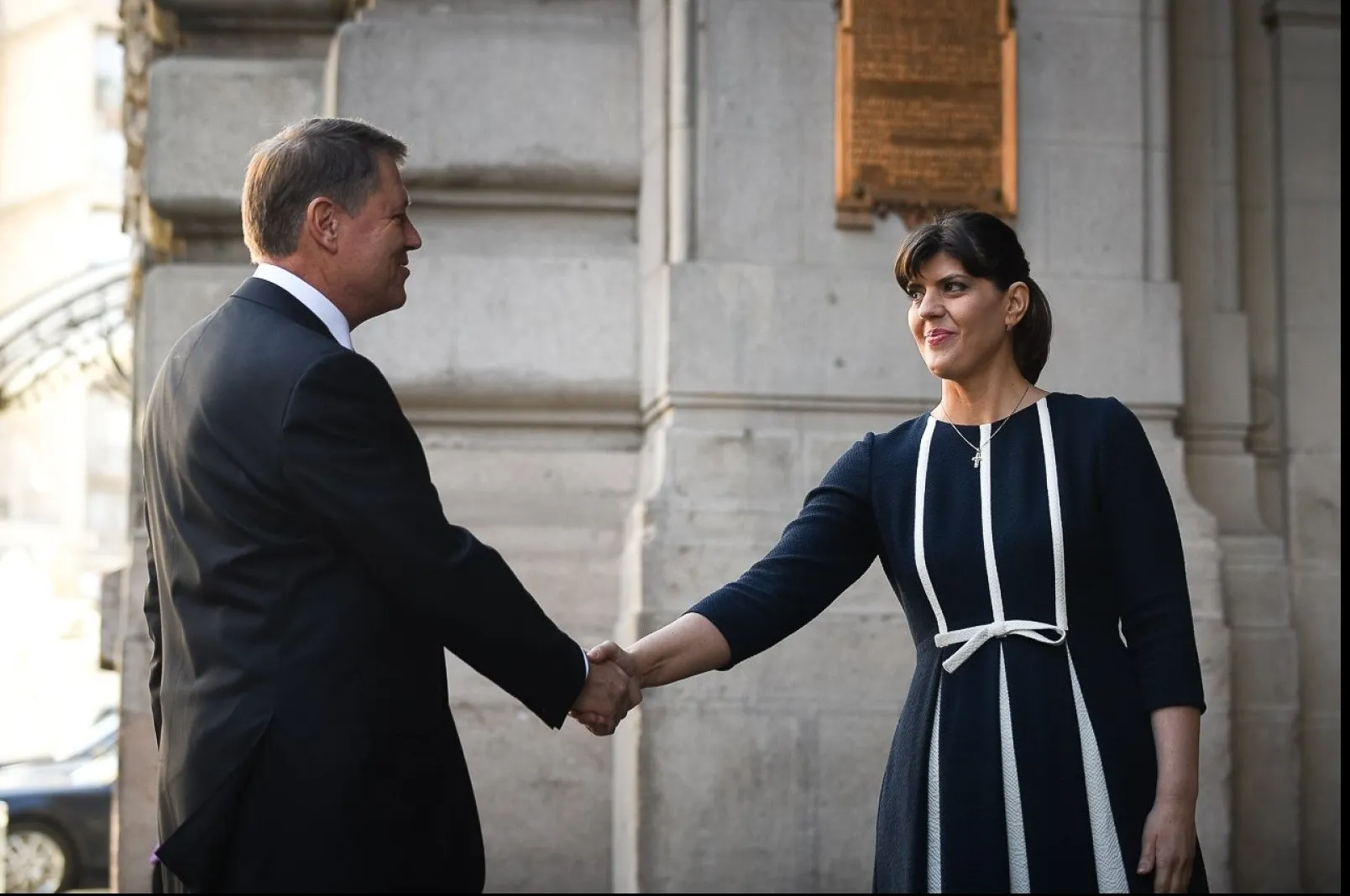 Dan Vasile Mihale: O va sacrifica Iohannis pe Kovesi?