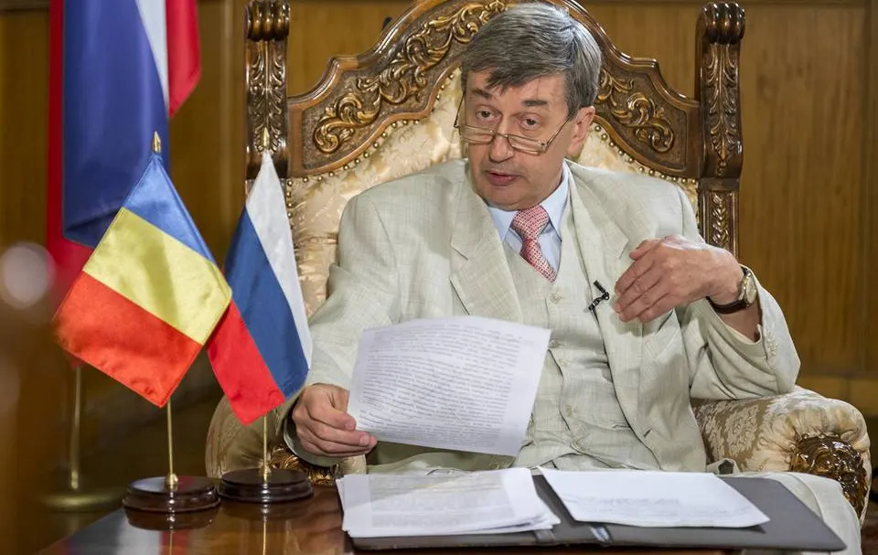 Ambasadorul Rusiei Valery Kuzmin a rămas fără portofel la Sibiu. Câți bani i-au fost furați