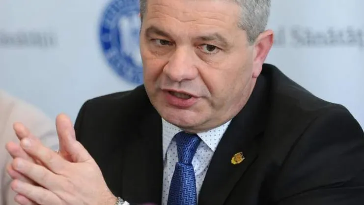 Premierul Tudose: E o ştire că au mai murit copii nevaccinaţi. Bodog: AVEM vaccinuri în ţară