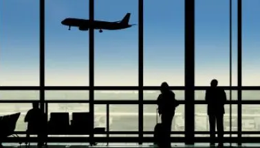 Vameşul i-a cerut buletinul în aeroport. Bărbatul a refuzat. Când a aflat cine e, agentul s-a mirat