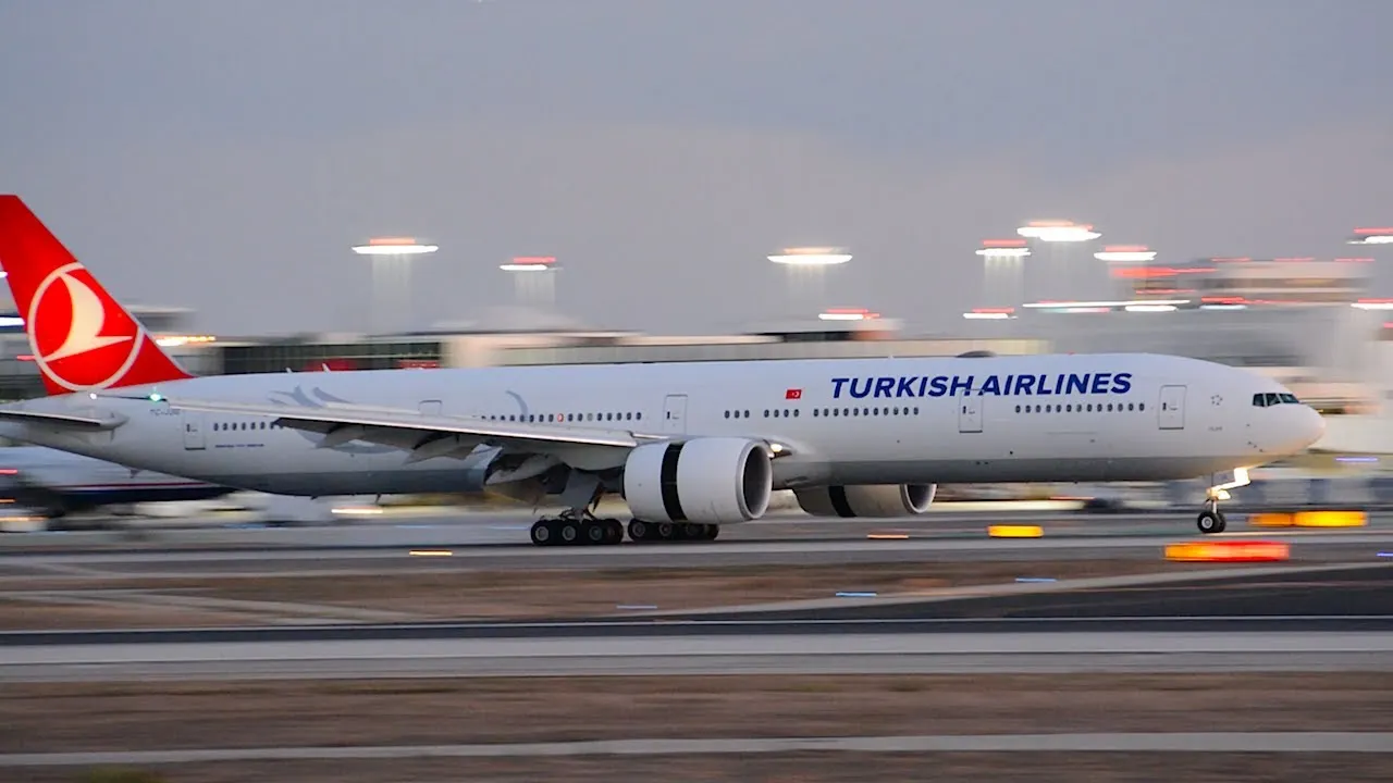 ALERTĂ AVIATICĂ în România! Un avion a aterizat de urgență pe Aeroportul Otopeni | VIDEO