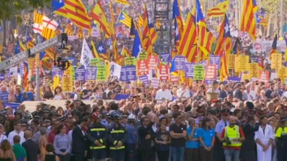 Manifestație masivă la Barcelona. Zeci de mii de oameni împotriva terorismului