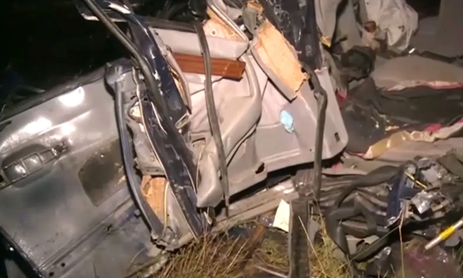 Accident groaznic: doi soți au decedat, iar fiica lor se zbate între viață și moarte