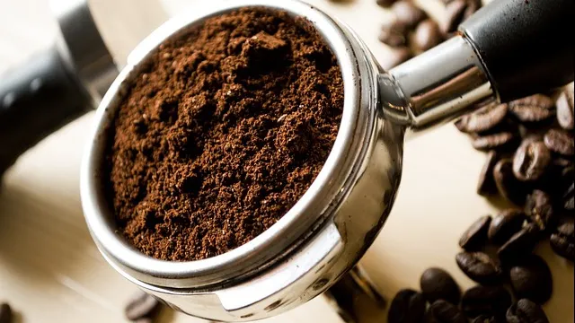 Ce se întâmplă dacă pui cafea în congelator