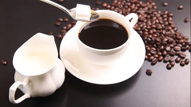 Top 3 alimente pe care să le mănânci mai rar. Cresc nivelul de stres