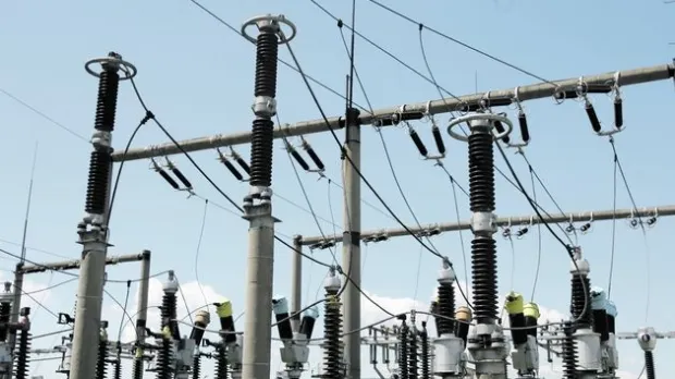 Joi, se ia curentul electric în Bucureşti şi în judeţul Ilfov