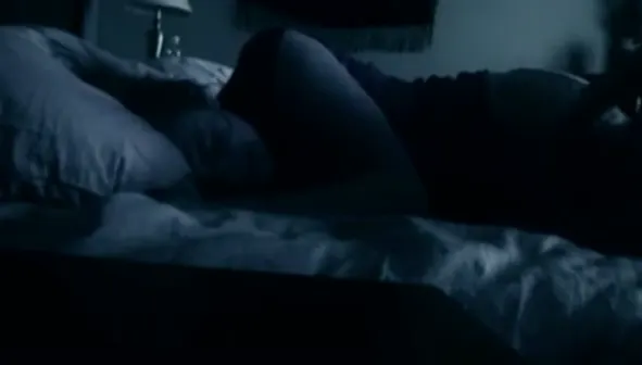 Cei mai subtili hoți! Cu câtă delicatețe au ”curățat” casa unei femei, fără să-i perturbe somnul