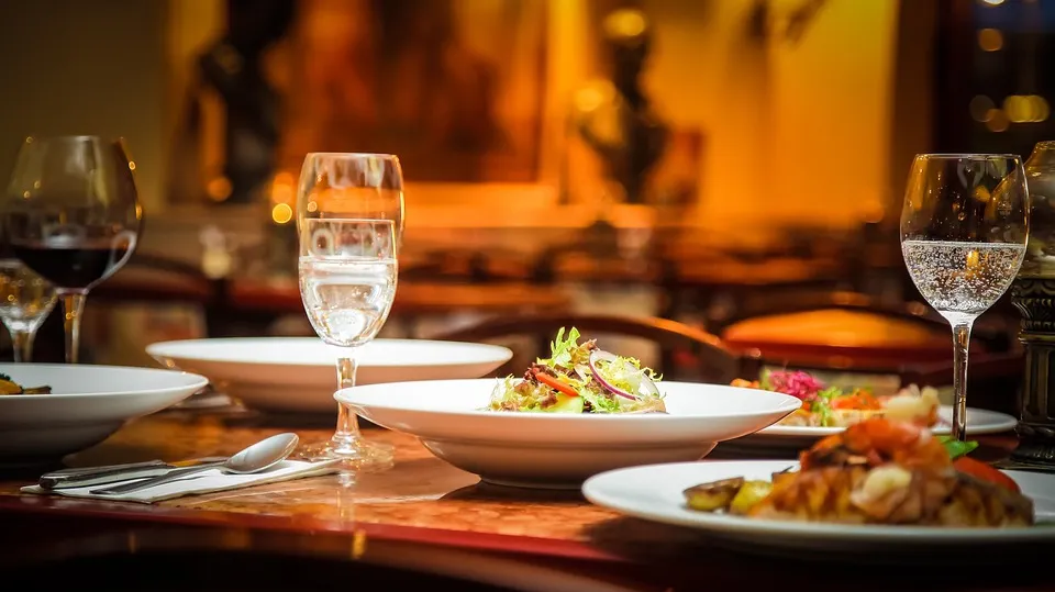 S-a aflat adevărul: De ce restaurantele care se respectă servesc mâncarea pe farfurii calde?