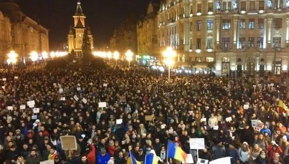 A leșinat în timpul protestelor. Ce s-a întâmplat