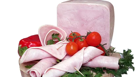 Adevărul despre ŞUNCA PRAGA. Ce consumi în realitate