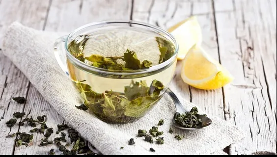 De ce trebuie să ţii cel puţin o dată pe an cura cu CEAI VERDE. Îţi poate salva viaţa!