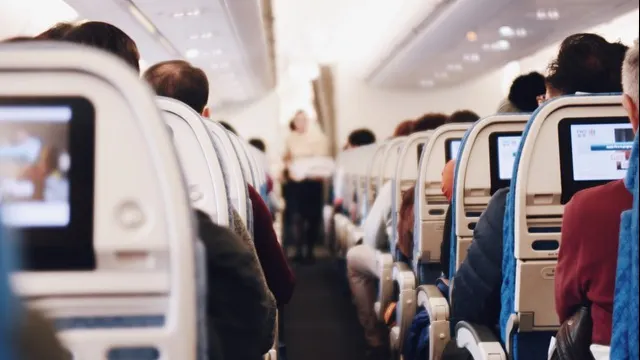 De ce este mereu frig în avioane
