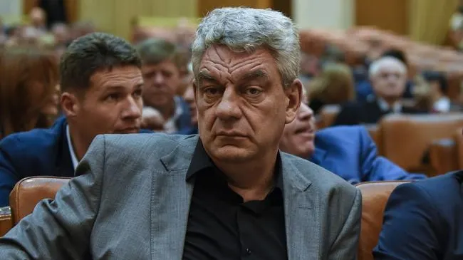 Cum ar putea un bancher să-l convingă pe premierul Tudose să-şi încaseze salariul pe card