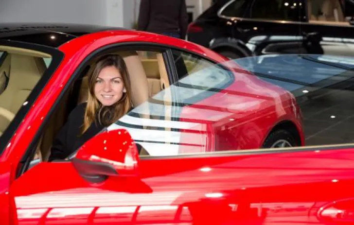 Simona Halep. Apropiaţii au intrat în garajul jucătoarei. Când au văzut ce maşini are, au înlemnit