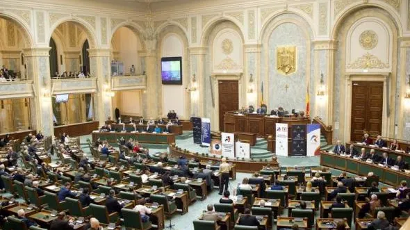 Senatorii decid astăzi dacă românii vor mai avea încă o sărbătoare naţională