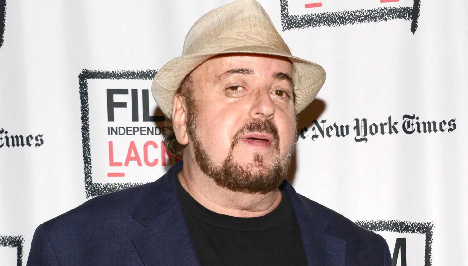 Un nou scandal la Hollywood! Un regizor celebru este acuzat de hărțuire sexuală