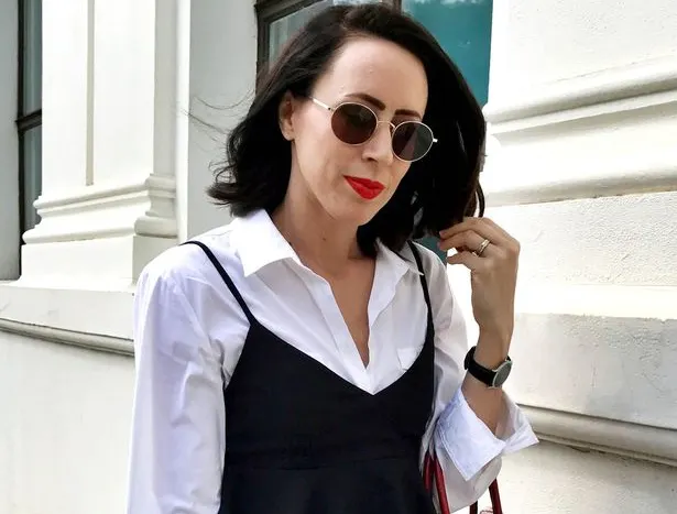 A economisit bani pentru o casă, după ce a cumpărat doar haine de la second hand