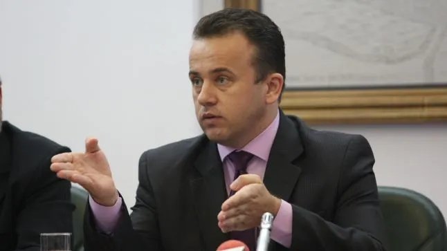 Ministerul Educaţiei, anunţ de ultimă oră: Sunt disponibile online