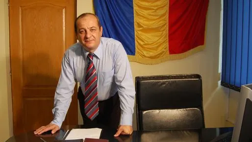 Răspuns halucinant primit de primarul care a mers pe jos sute de kilometri pentru APĂ: BĂTAIE DE JOC