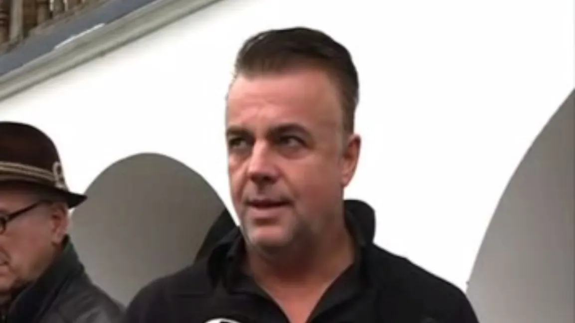 Adrian Enache, la înmormântarea Stelei Popescu: "Am simţit că mi-a murit a doua mamă, bunica..."