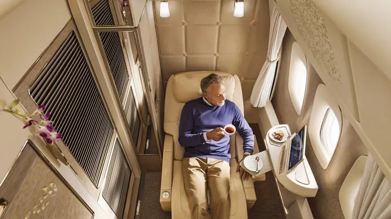 Prea lux! Cum arată dormitoarele private cu paturi din noile avioane GALERIE FOTO