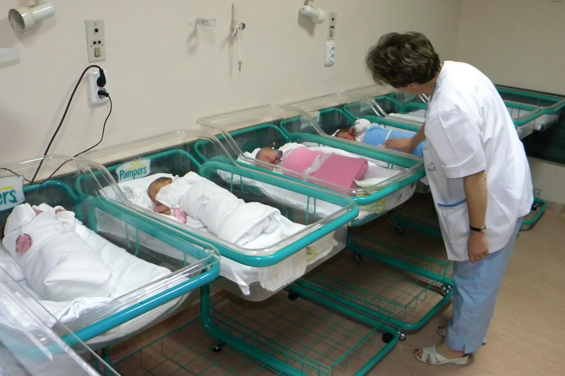 Alertă la o maternitate din România. Bebeluși morți din cauza unei bacterii contactate în spital