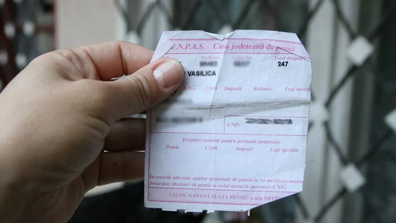 Un fost premier face praf sistemul de pensii promovat de Guvernul Dăncilă