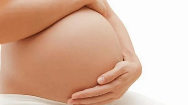 "Fătul nu are CNP". Coşmarul prin care a trecut o mamă pentru a-şi salva copilul nenăscut
