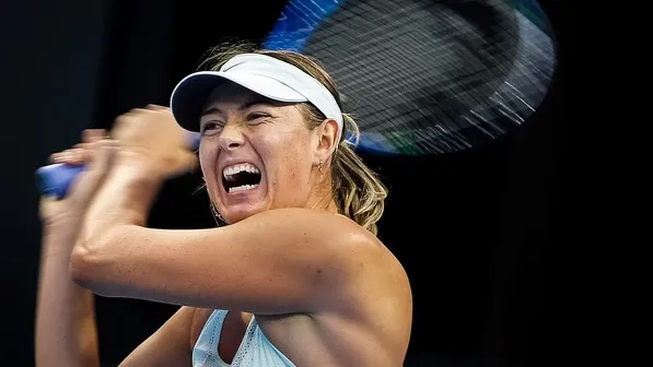 Sharapova a fost amendată şi riscă să ajungă la închisoare