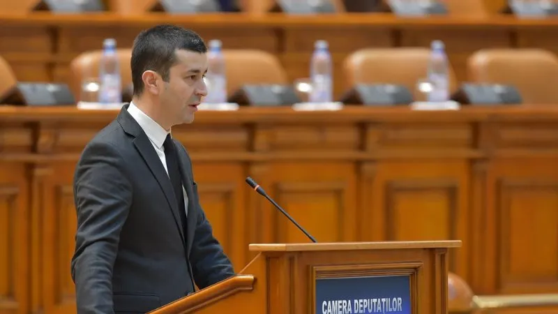 Deputat PSD, rănit grav în accident de motocicletă. Are mâinile şi picioarele rupte
